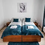 Apartment Kek-haz Centrum *